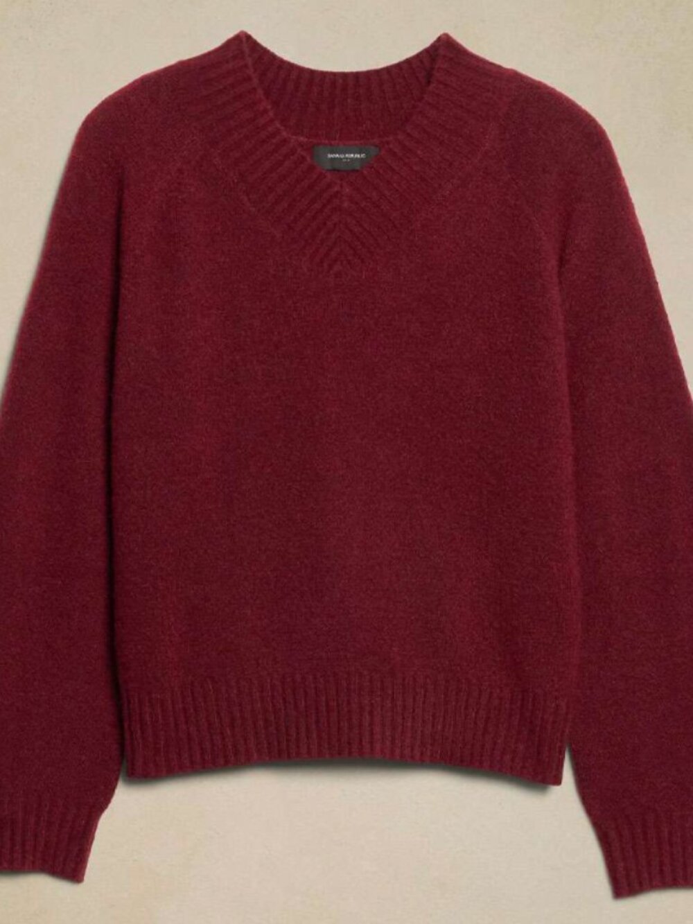 Banana Republic Ribbed V-Neck Sweater in Burgundy